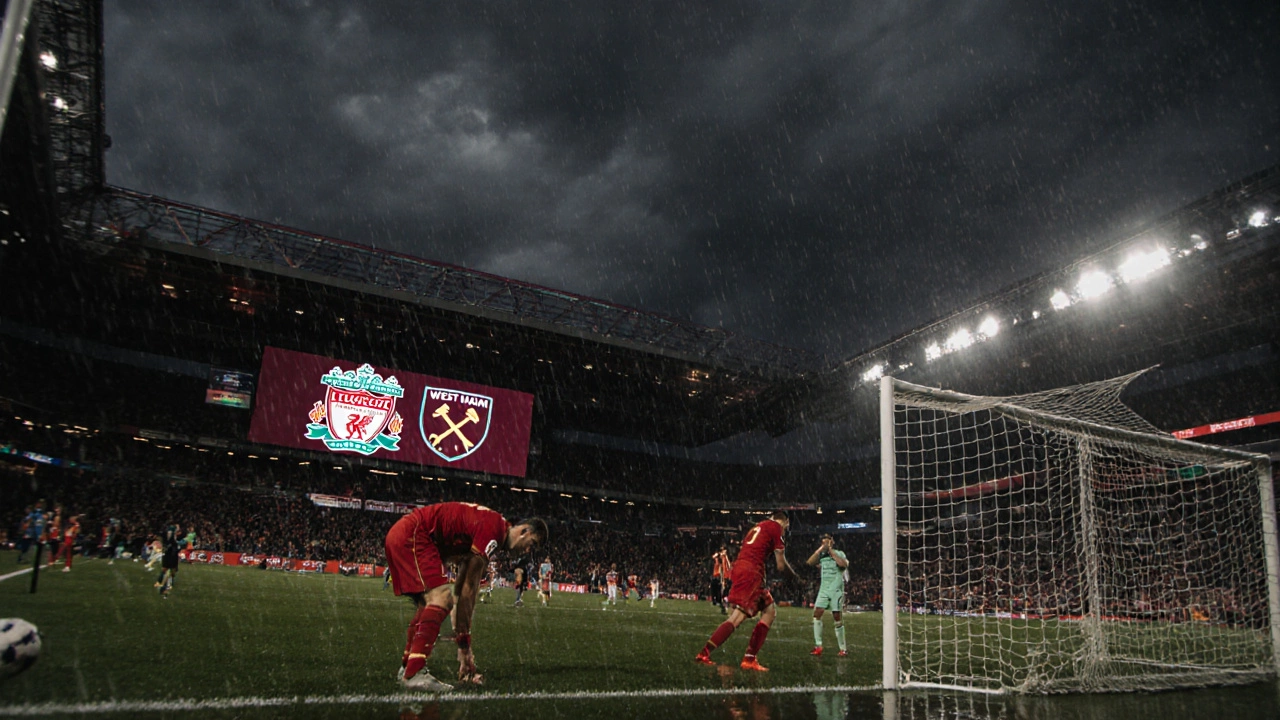 Ливерпуль после поражения от «Вест Хэма» в решающем туре сезона 2024.